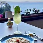 Hotel La Pergola 3*