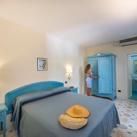 La Pergola Отель 3*