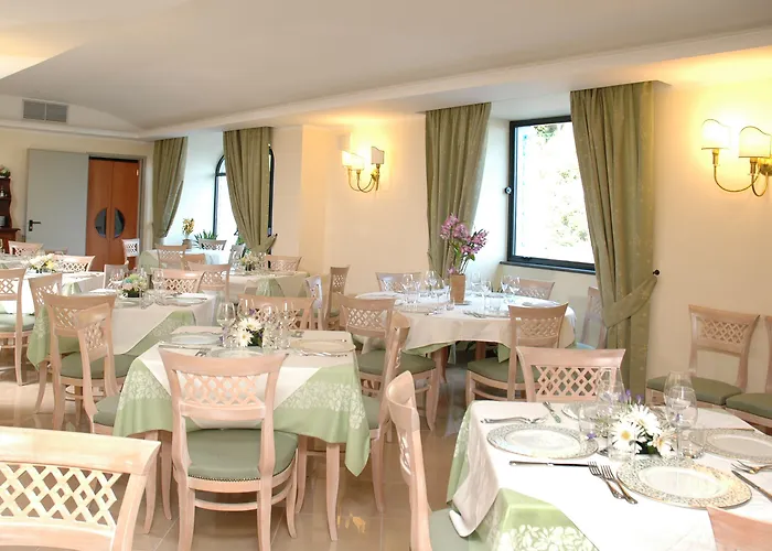 Hotell La Pergola Amalfi